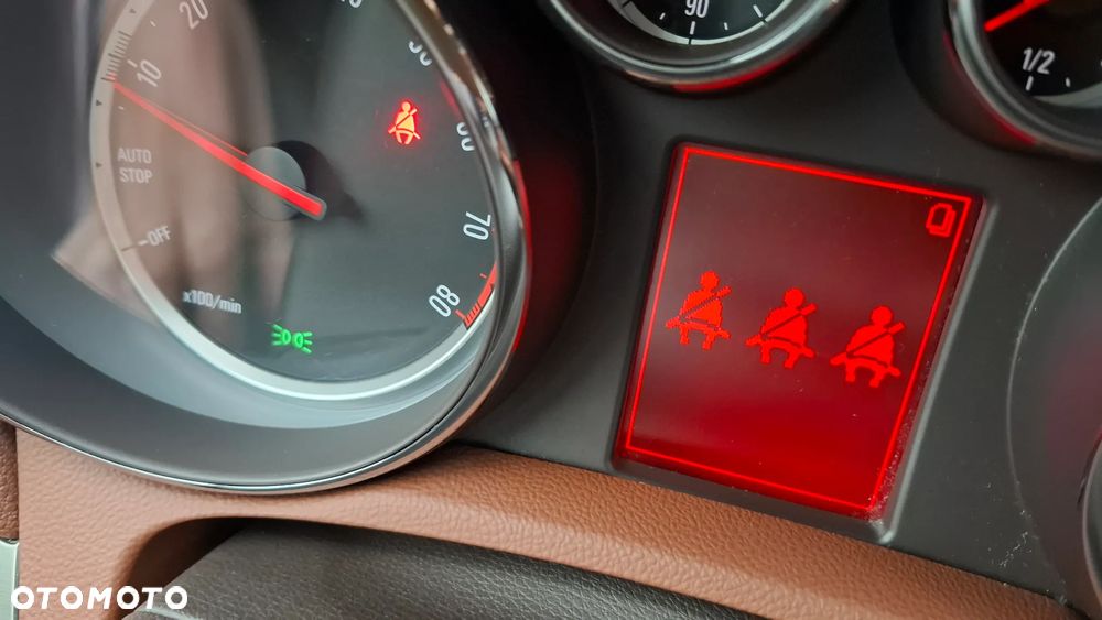 Opel Mokka 1.4 T Cosmo S&S - 32