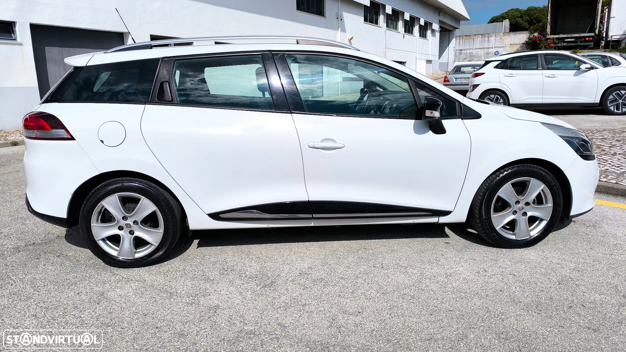 Renault Clio Sport Tourer 1.5 dCi Dynamique S - 41