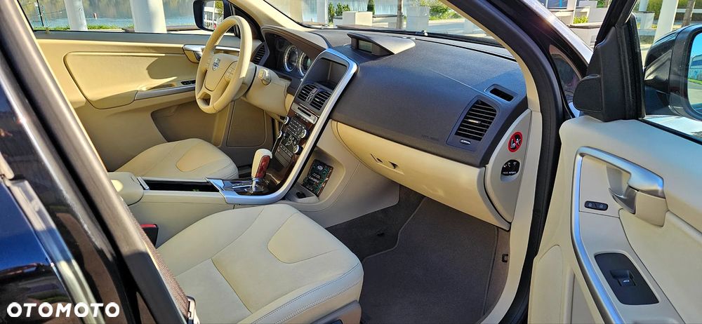 Volvo XC 60 - 6
