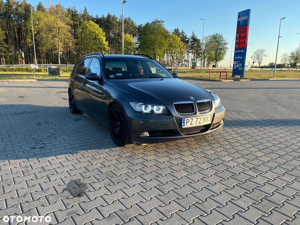 BMW Seria 3 320d DPF - 1