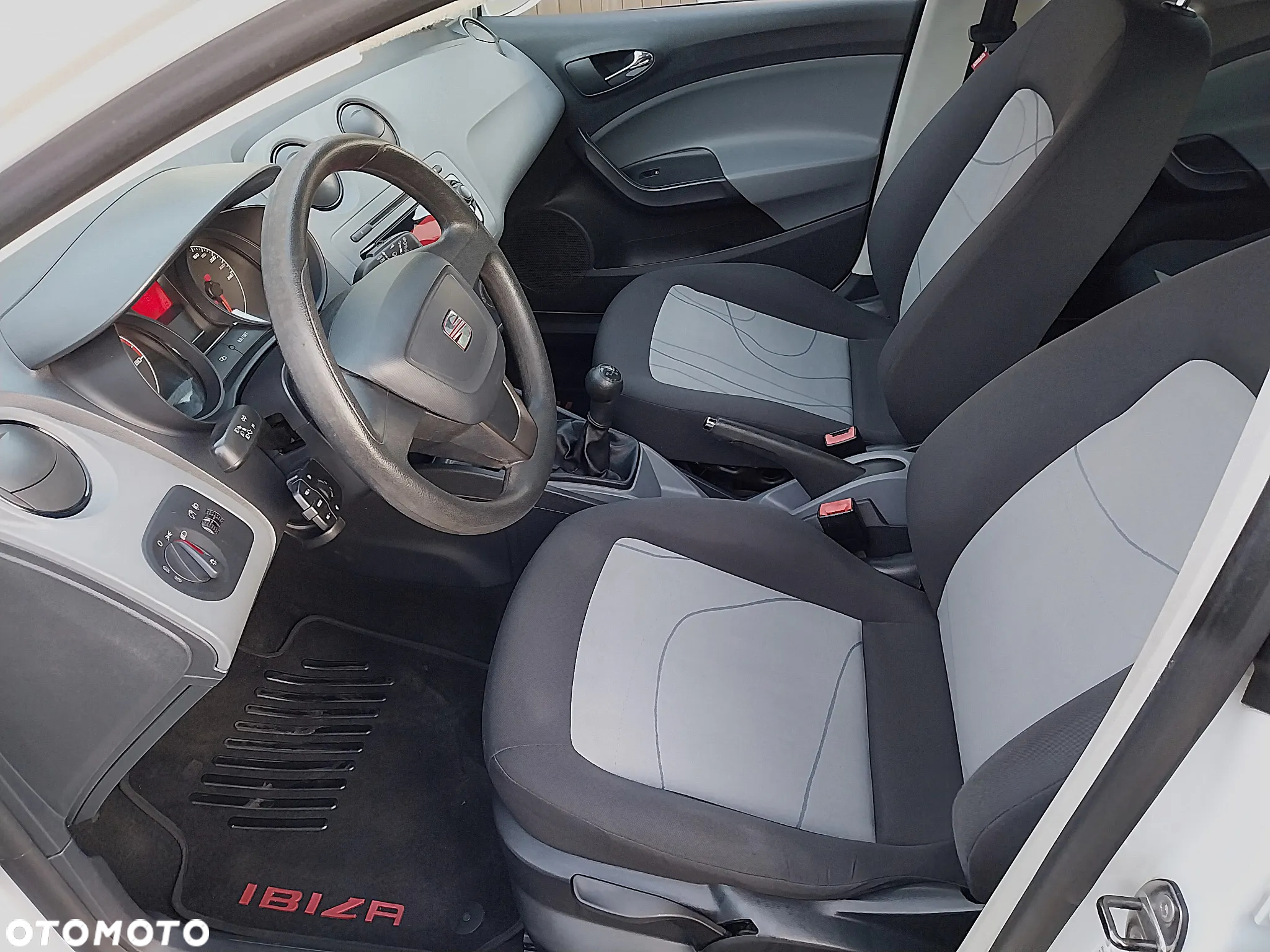 Seat Ibiza 1.4 16V Style - 5