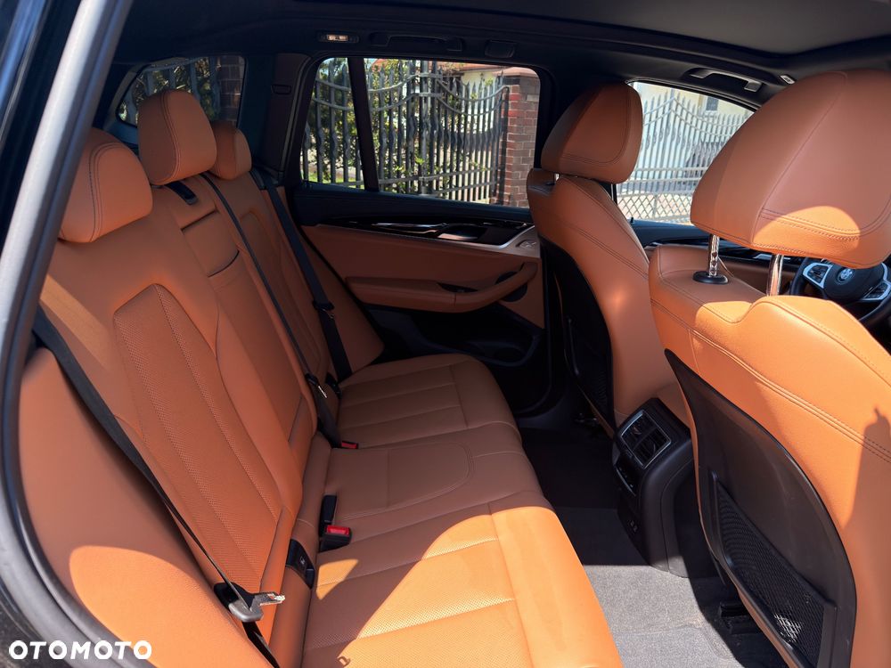 BMW iX3 80kWh Inspiring - 9