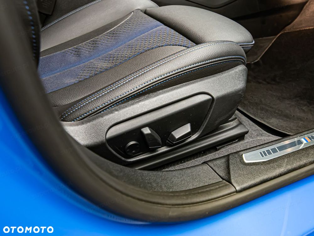 BMW Seria 1 118i - 10