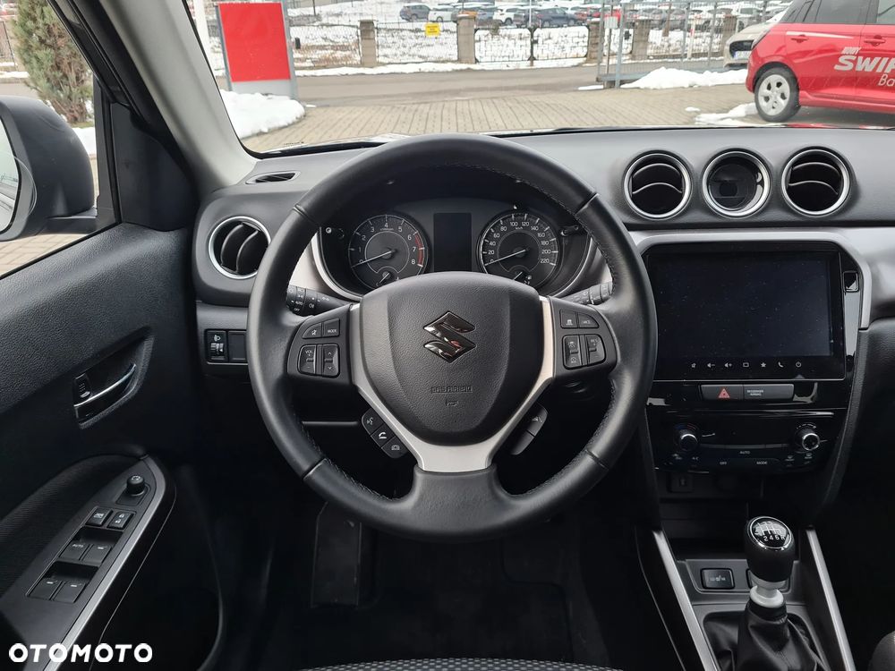 Suzuki Vitara 1.4 Boosterjet mHEV Premium Plus 2WD - 9