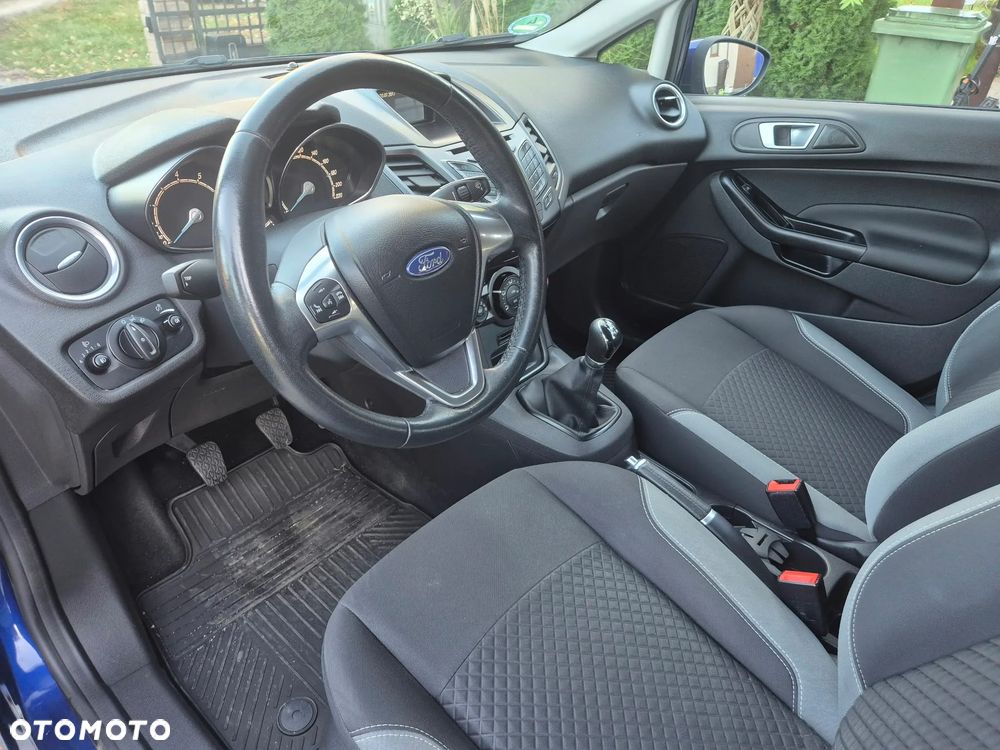 Ford Fiesta - 17