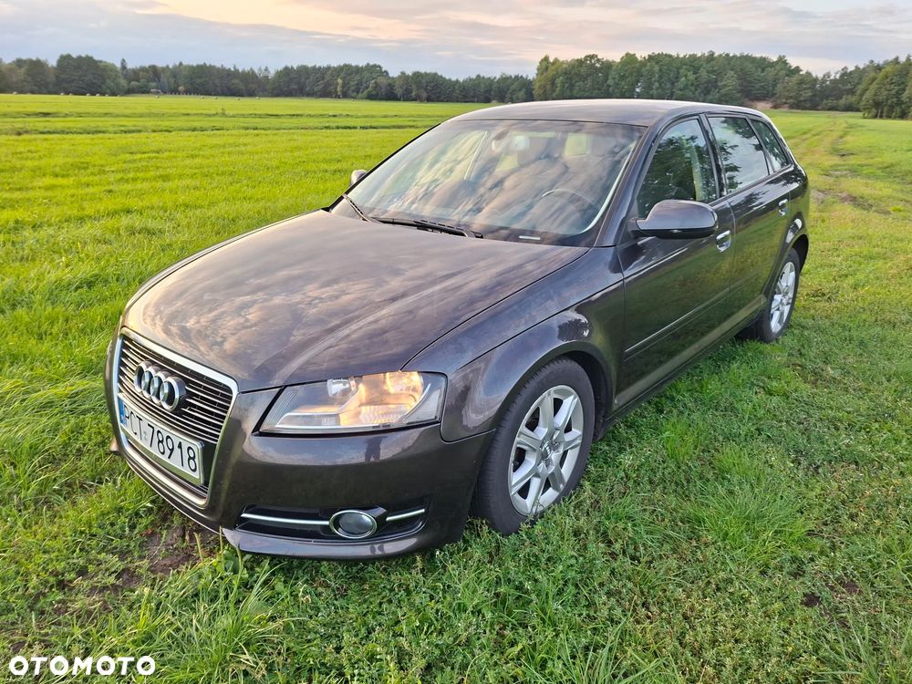 Audi A3 Sportback 1.6 TDI Ambiente S tronic - 3