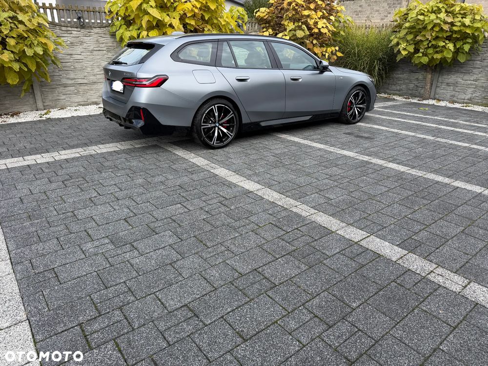 BMW 5 Series 2025 photo 5