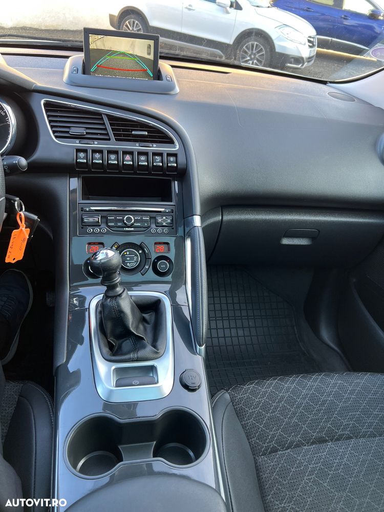 Peugeot 3008 PureTech 130 Stop & Start GPF Active Business-Paket - 13