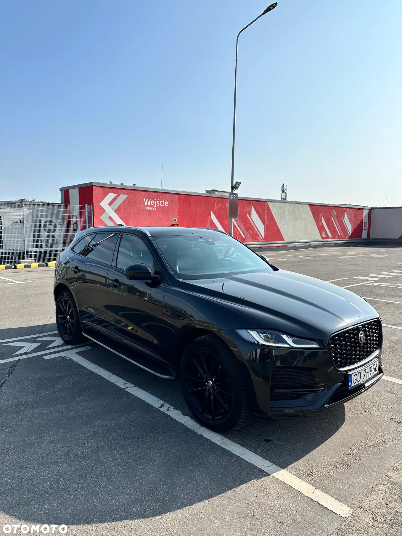 Jaguar F-Pace - 10