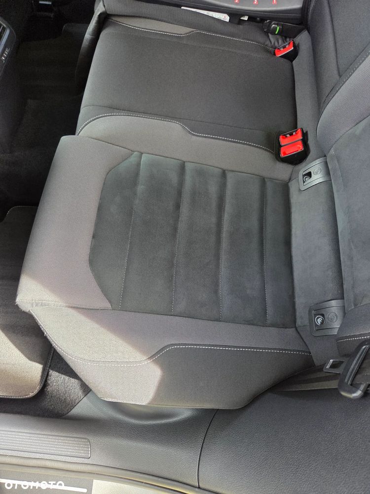 Volkswagen Golf 1.4 TSI BMT Comfortline - 23