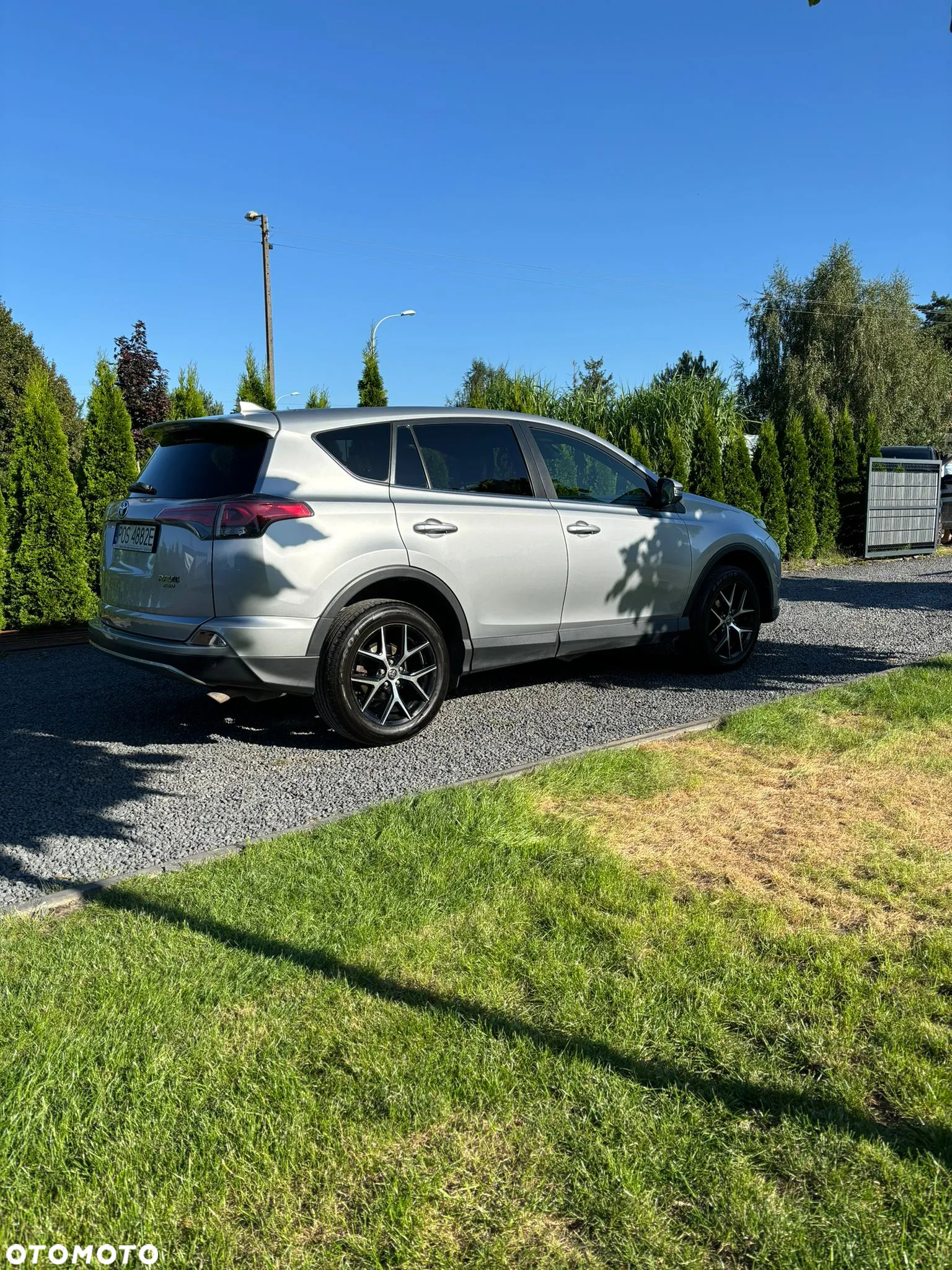 Toyota RAV4 - 4