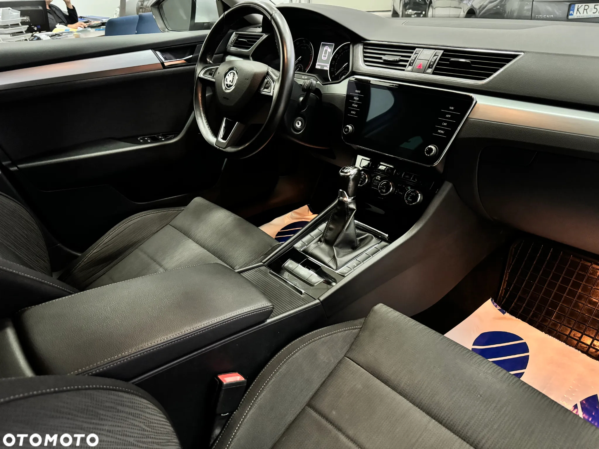 Skoda Superb 1.5 TSI Ambition - 24