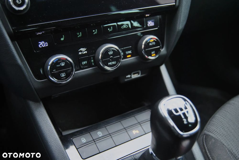 Skoda Octavia 1.5 TSI ACT Style - 13