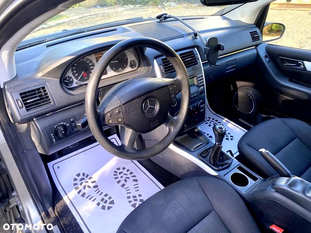 Mercedes-Benz Klasa B - 24