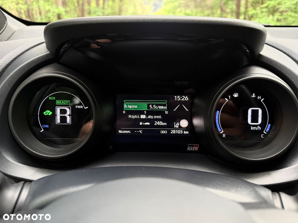 Toyota Yaris Hybrid 1.5 Executive - 34