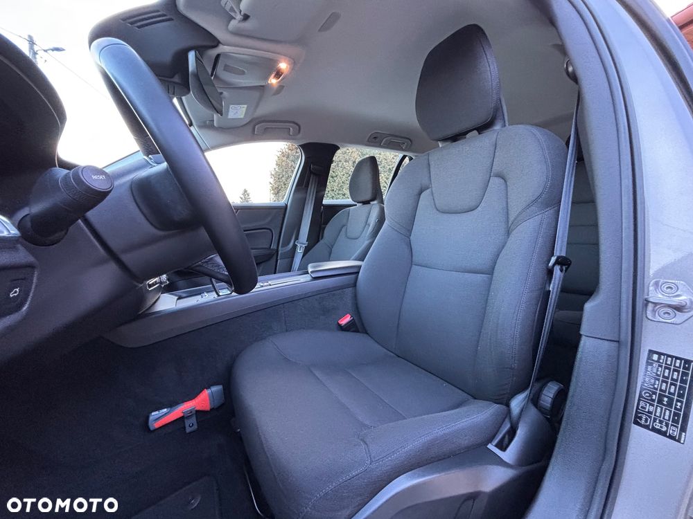 Volvo V60 B3 B Geartronic Momentum Core - 12