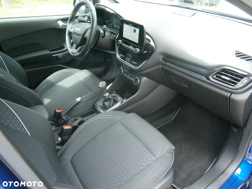 Ford Fiesta 1.0 EcoBoost S&S TITANIUM X - 11