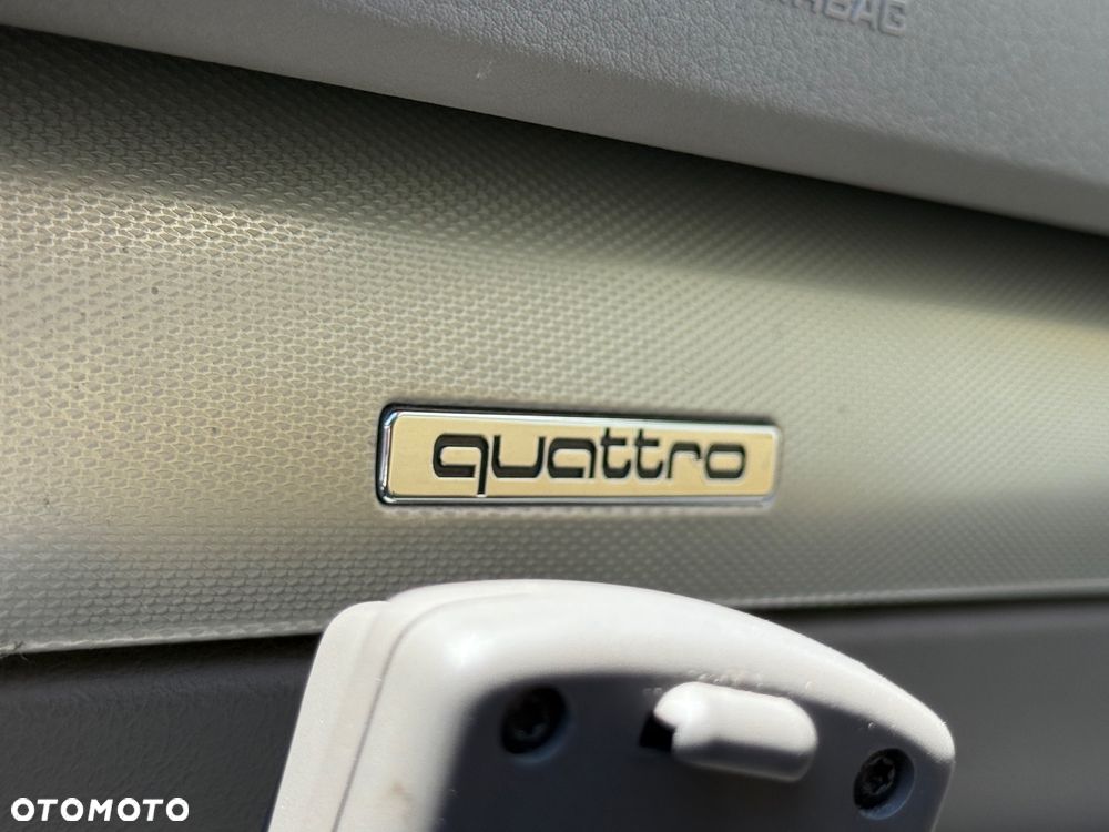Audi A4 Avant 1.9 TDI quattro - 32