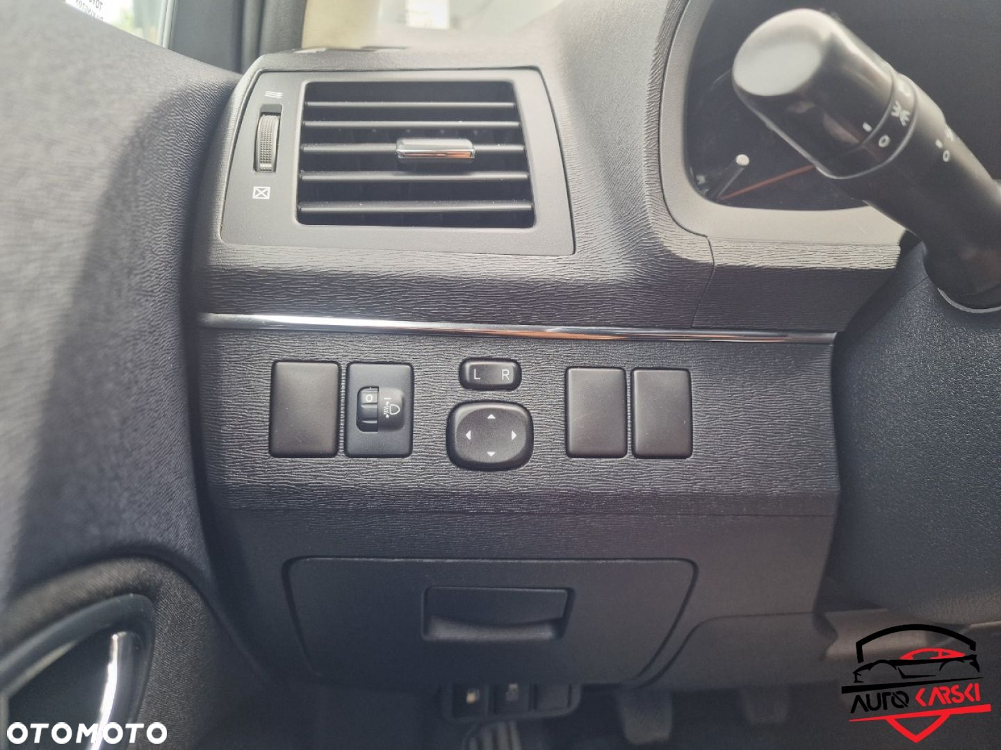 Toyota Avensis - 31