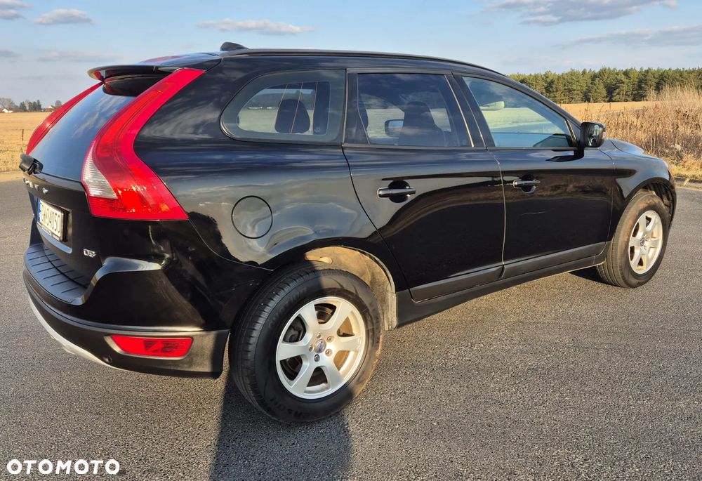 Volvo XC 60 D3 R Design - 4