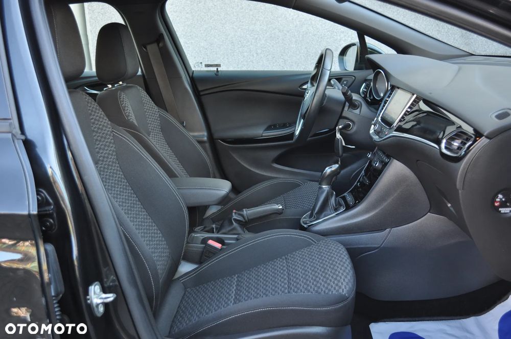 Opel Astra 1.4 Turbo Innovation - 13