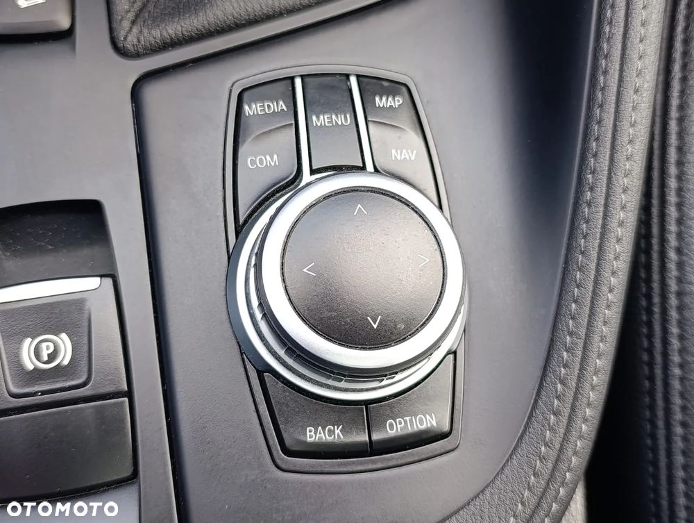 BMW X1 xDrive25i xLine - 23