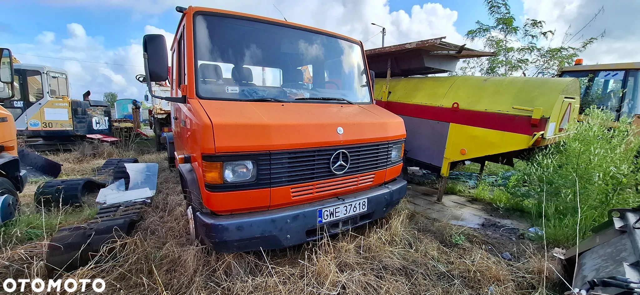 Mercedes-Benz 609D - 1