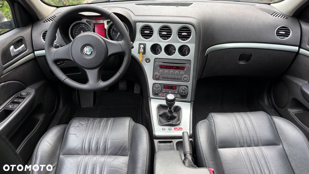 Alfa Romeo 159 2009 photo 4