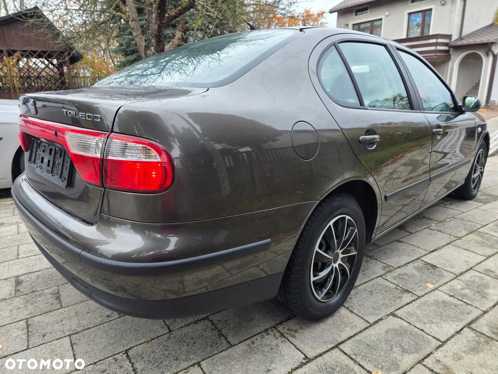 Seat Toledo 1.6 16V Stella - 12