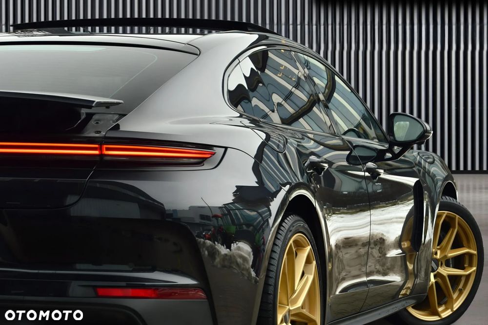 Porsche Panamera 4 - 13