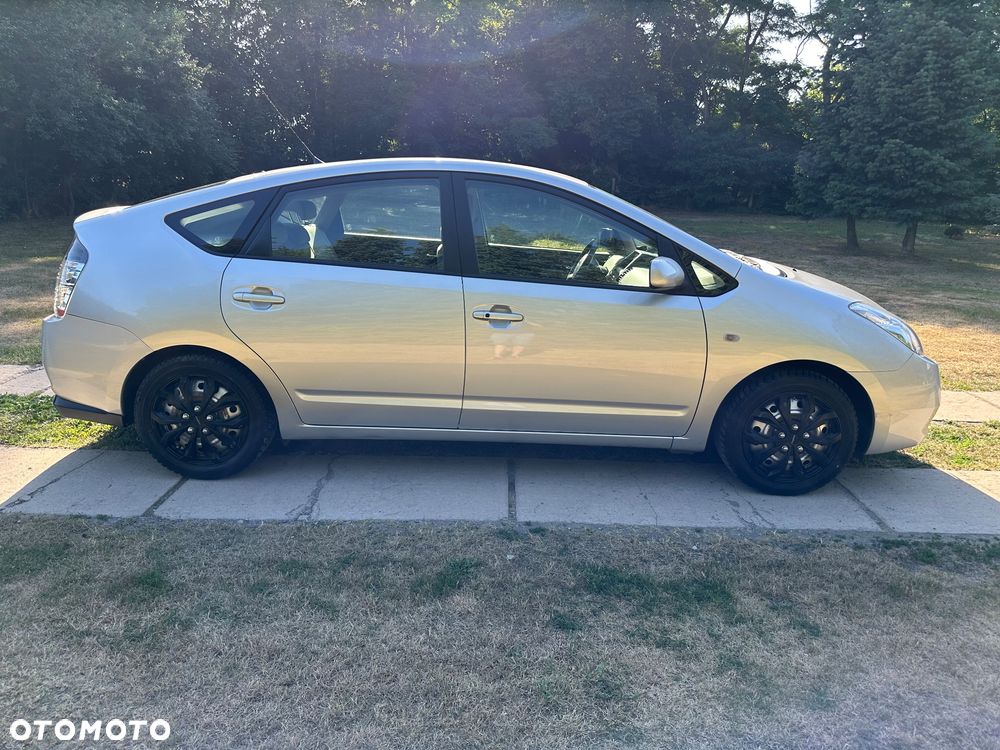 Toyota Prius 1.5 VVT-i Prestige - 7