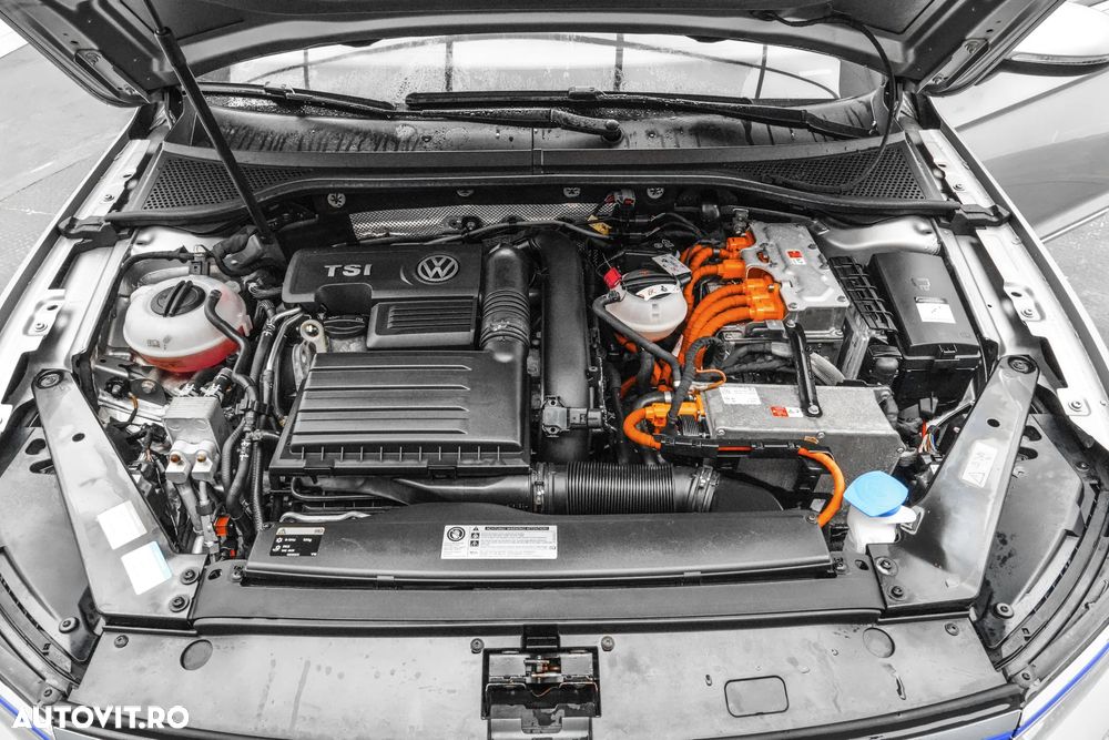 Volkswagen Passat 1.4 TSI DSG GTE - 23