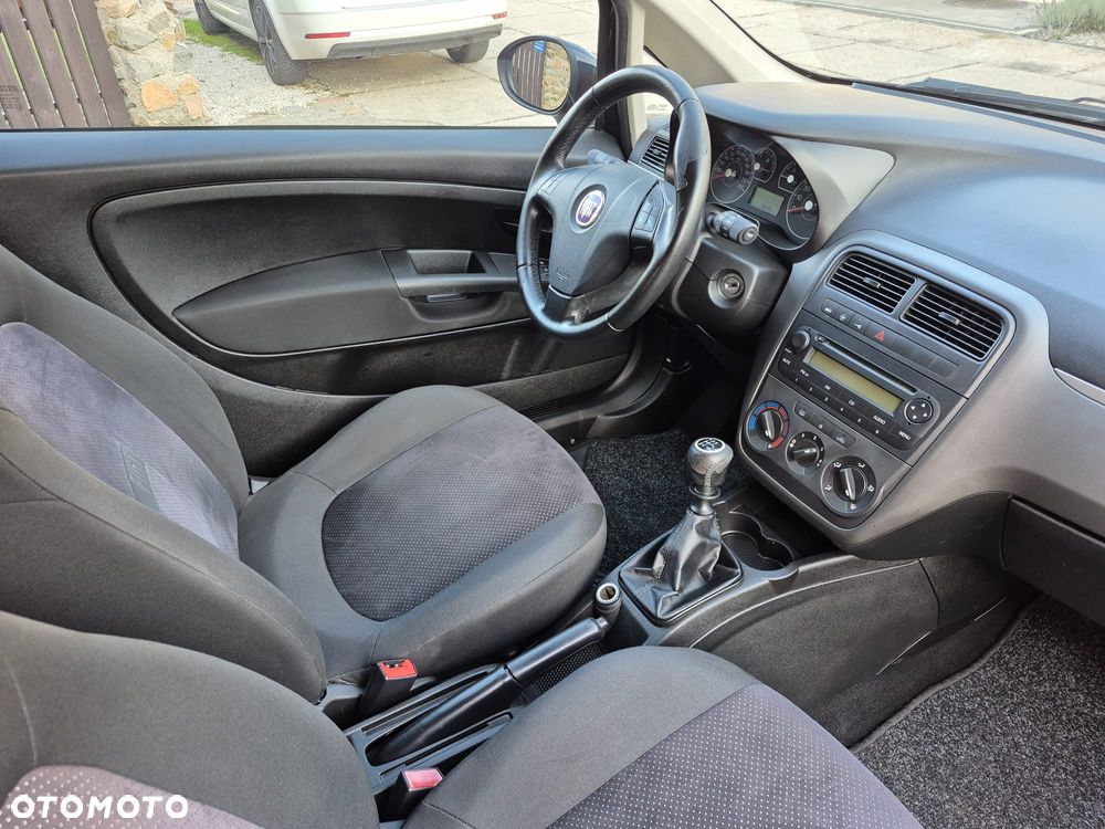 Fiat Punto - 18