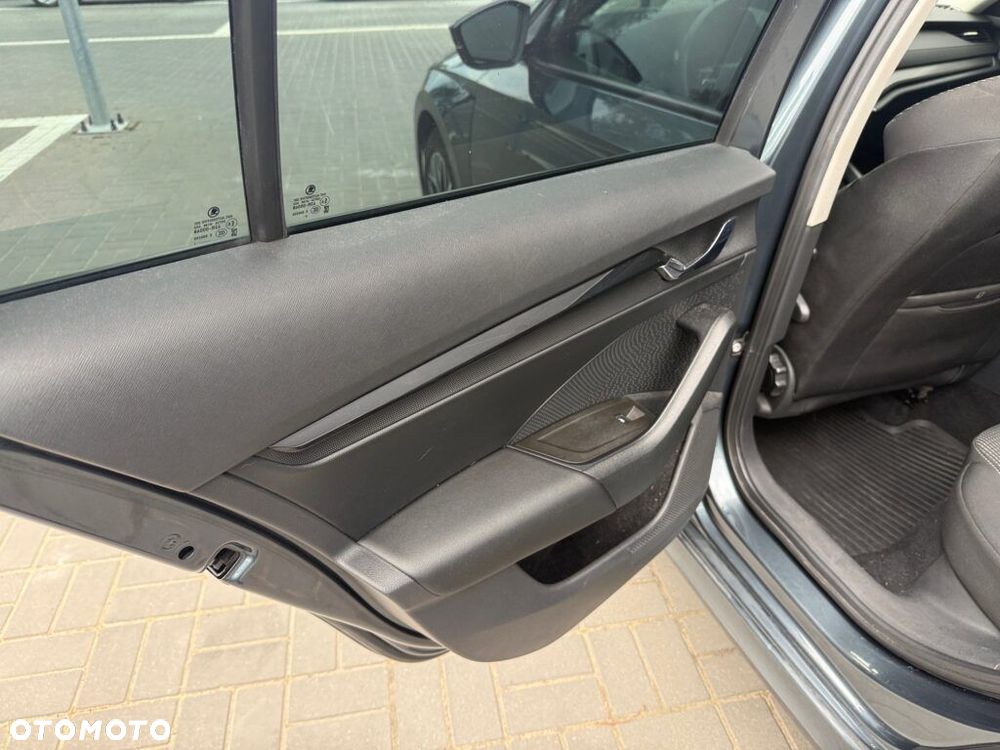 Skoda Octavia - 14
