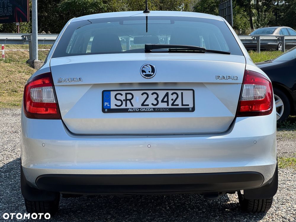 Skoda RAPID 1.0 TSI Ambition - 12