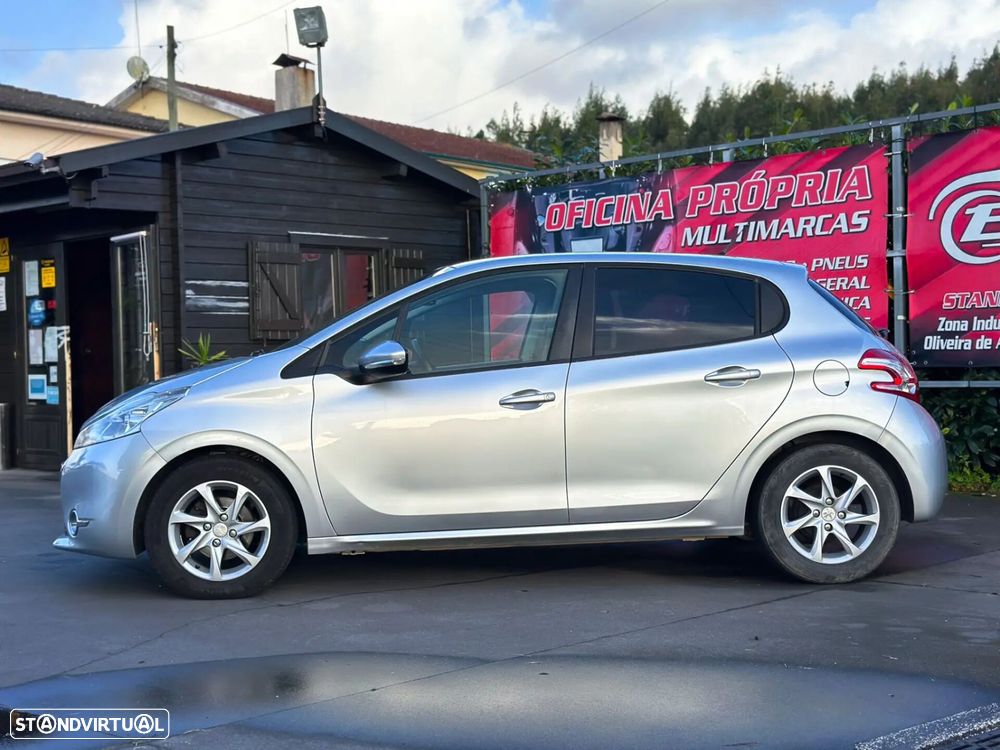 Peugeot 208 1.4 HDi Access - 5