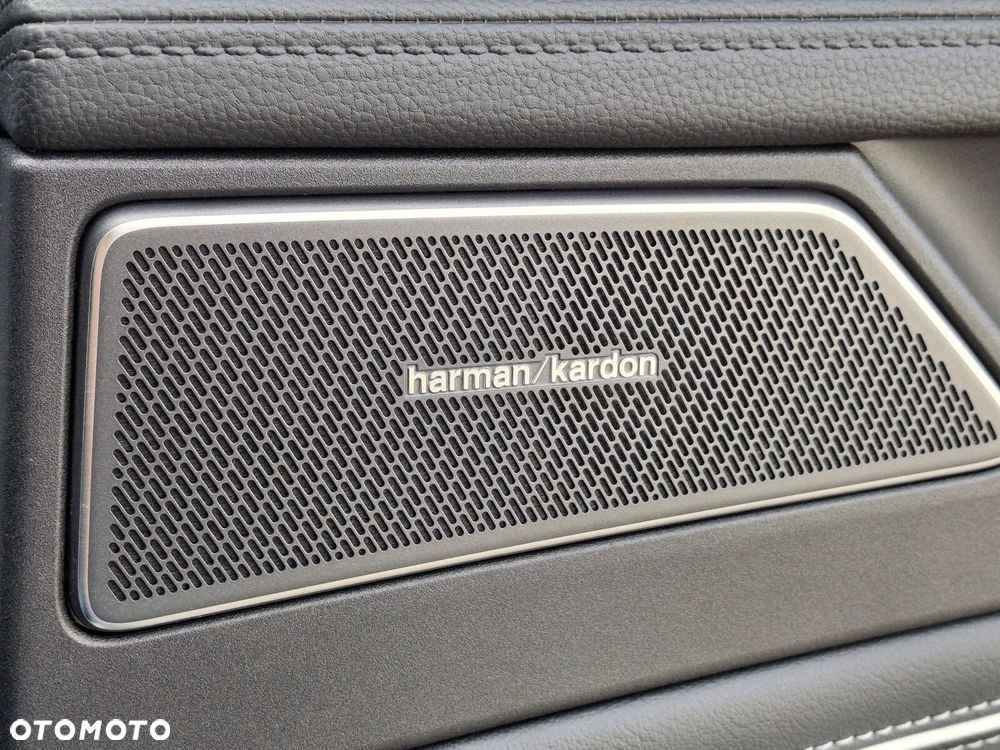 Volkswagen Passat - 29