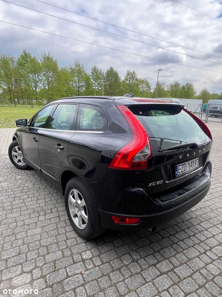 Volvo XC 60 D3 Momentum - 4