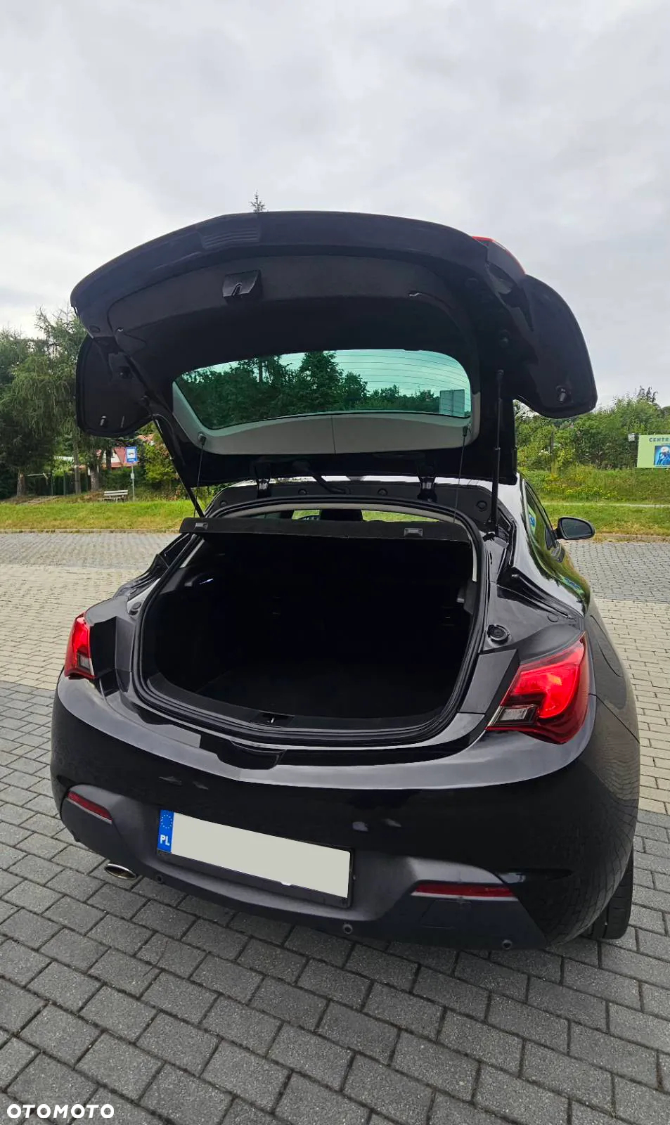 Opel Astra GTC 1.6 Turbo Edition - 5