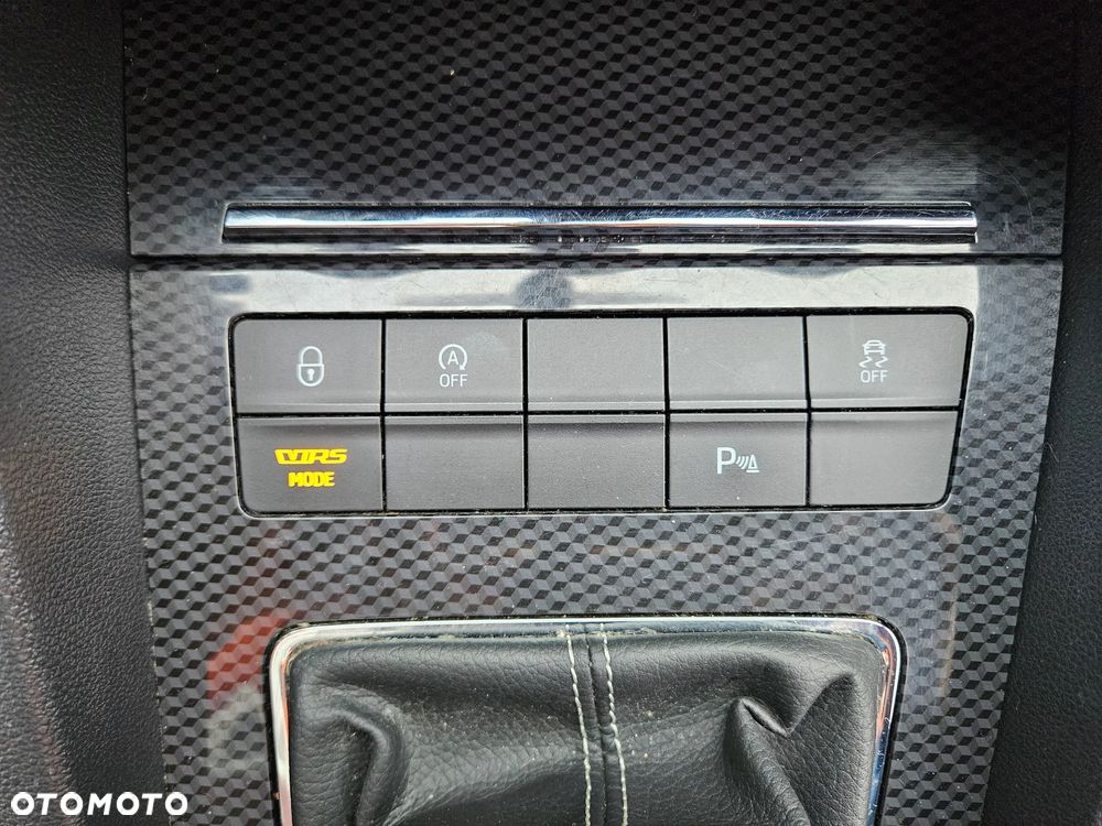 Skoda Octavia 2.0 TSI RS - 34