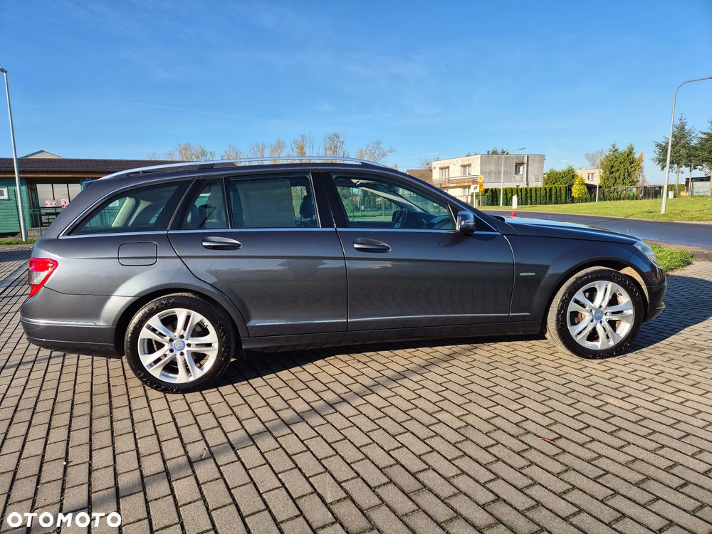 Mercedes-Benz Klasa C 180 T Kompressor Automatik BlueEFFICIENCY Avantgarde - 17