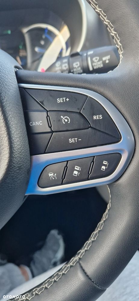 Chrysler Pacifica - 19