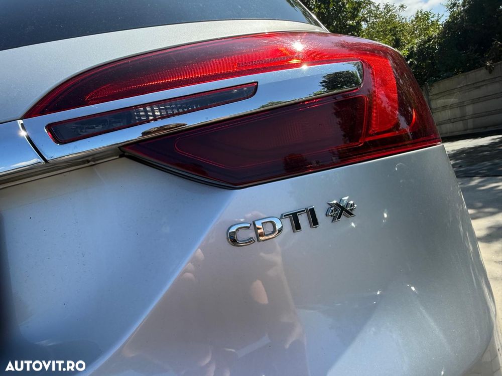 Opel Insignia - 30