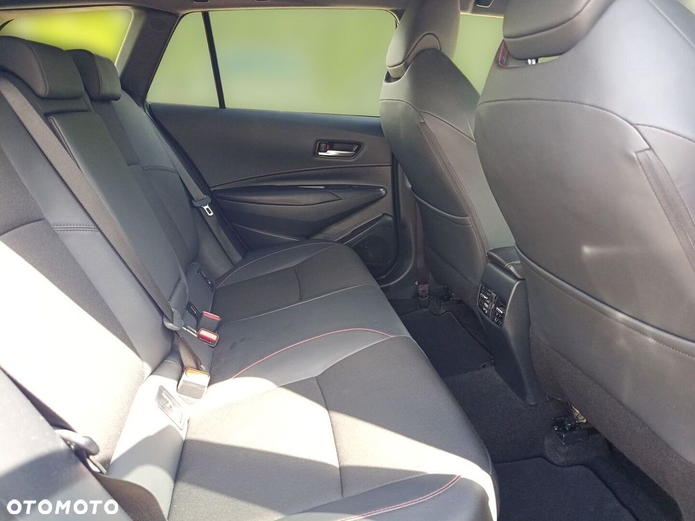 Toyota Corolla 1.8 Hybrid GR Sport - 11