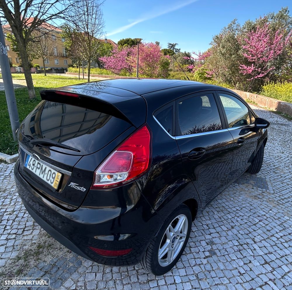 Ford Fiesta 1.0 T EcoBoost Titanium PowerShift - 5