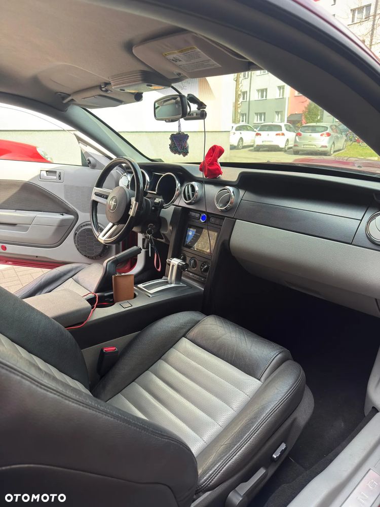 Ford Mustang 4.6 V8 GT - 13