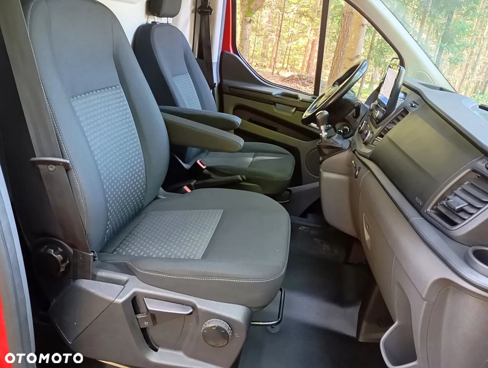 Ford TRANSIT CUSTOM L2H2 - 14