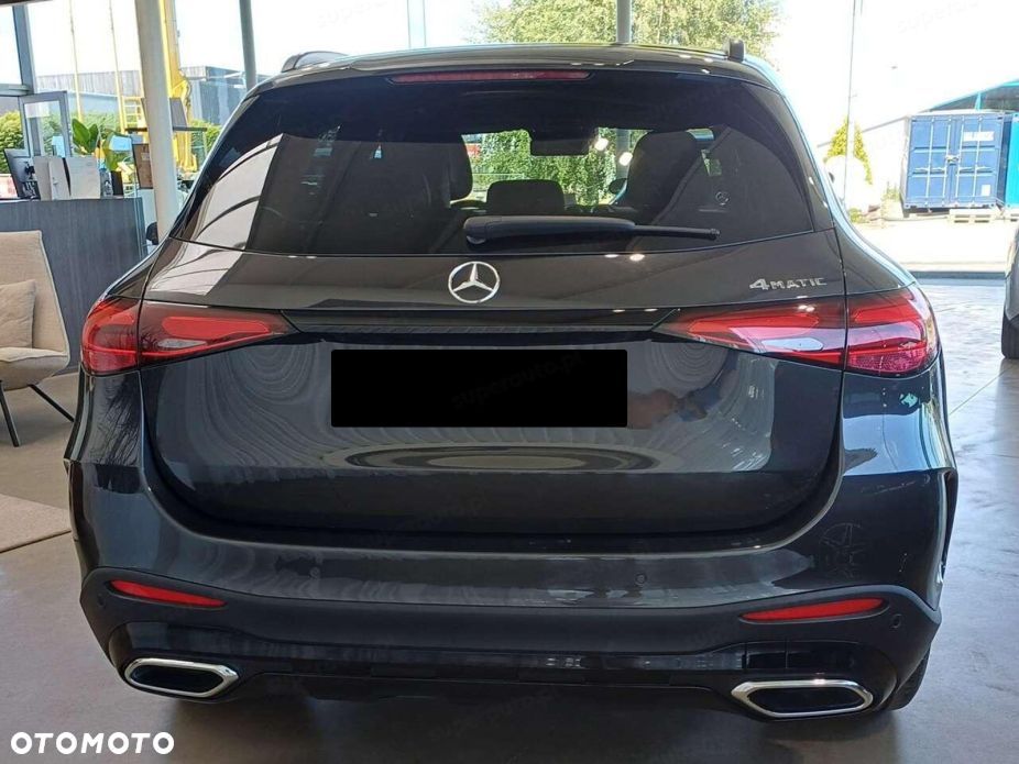 Mercedes-Benz GLC - 4