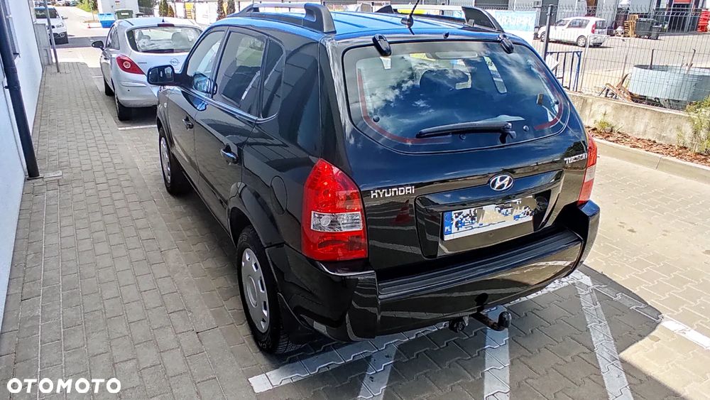 Hyundai Tucson 2.0 Comfort 2WD - 2