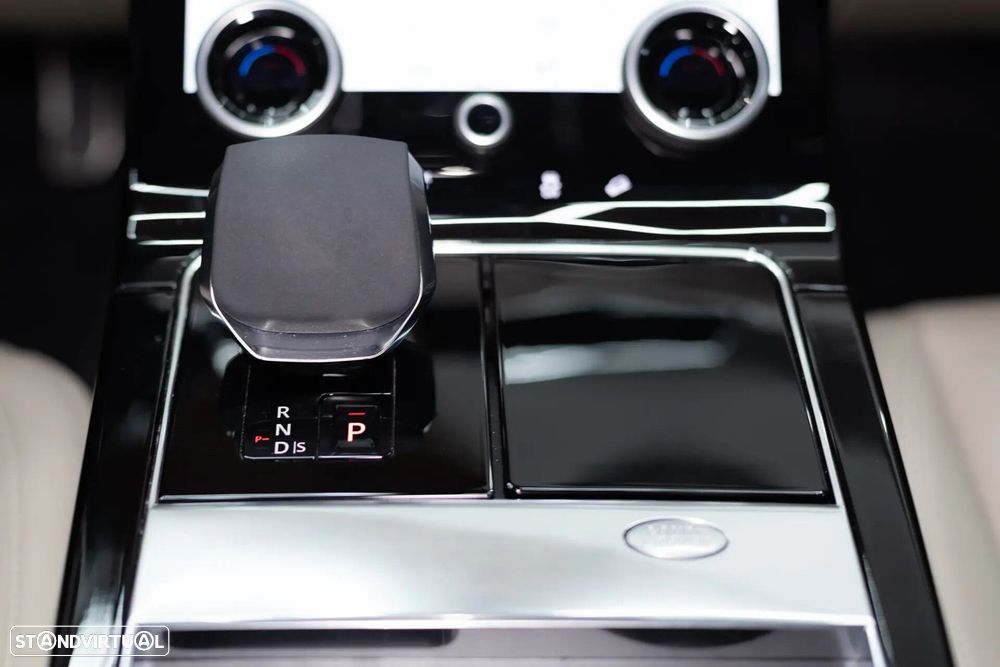 Land Rover Range Rover Velar P400e R-Dynamic SE - 34